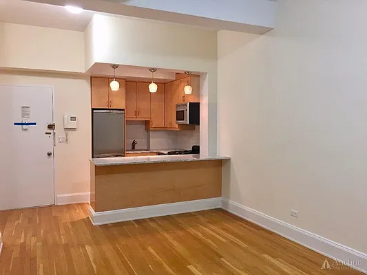 Rented by Anchor Associates | media 15