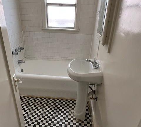 3rd image of 353 S Cloverdale Ave APT 8