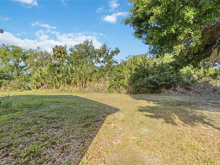 2615 9th Avenue Dr E — Photo 23