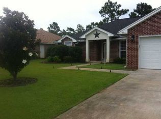 9561 Pouder Ln, Navarre, FL 32566