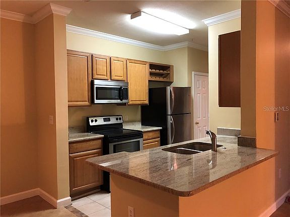 4th image of 18353 Bridle Club Dr #18353