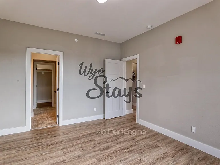 847 Lincoln Dr #201 — Photo 22