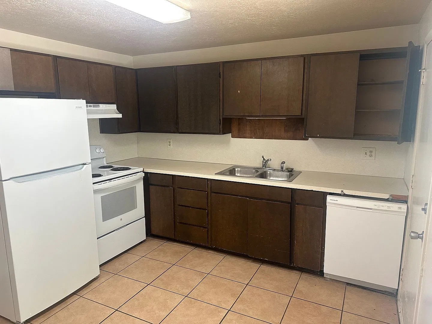 285 N 360 W — Photo 2