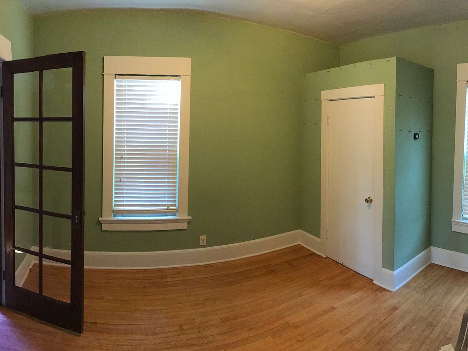 1st image of 1336 S Oakland Ave