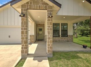 502 S Carroll St, La Porte, TX 77571