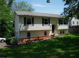 220 Jepson Ln, Meriden, CT 06451