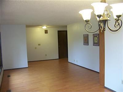 4th image of 5321 Carole Dr NE