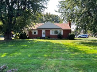 2218 Easton St NE, Canton, OH 44721