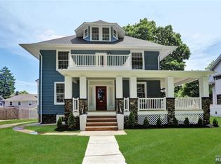 16 Berkeley Heights Park, Bloomfield, NJ 07003