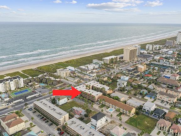 2nd image of 2401 Gulf Blvd #307