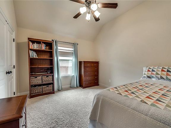 5th image of 11924 Drummond Ln
