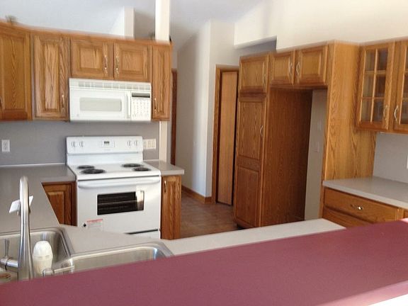 3rd image of 2526 Jameswood Ct