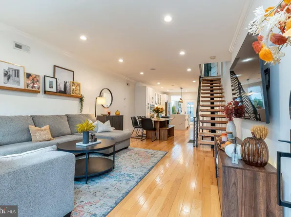 436 Manton St, Philadelphia, PA 19147