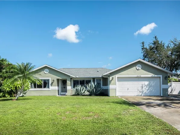 8405 Coral DR, FORT MYERS, FL 33967