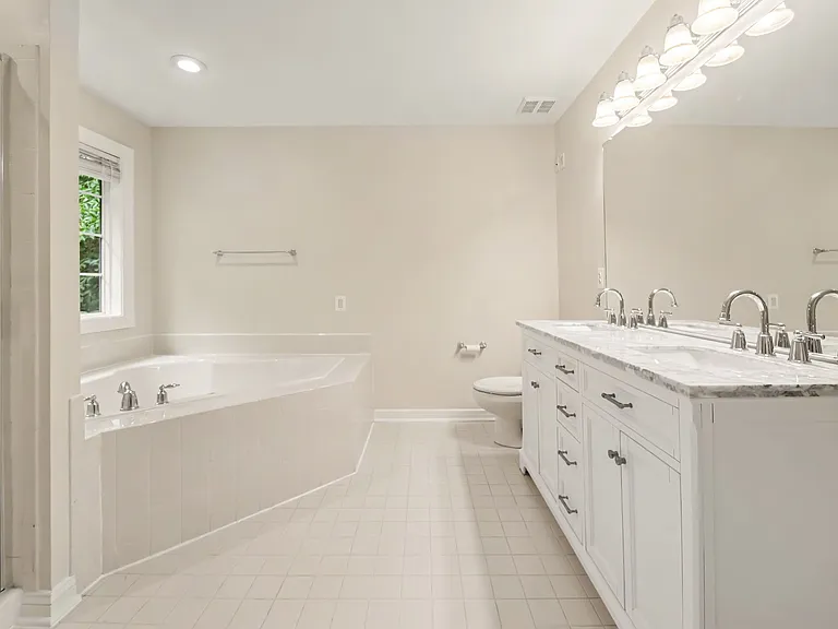 71 Battery Ridge Dr — Photo 21