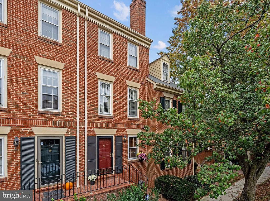 1241 Portner Rd, Alexandria, VA 22314 | Zillow