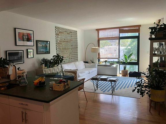 4th image of 48-21 5th St #4D