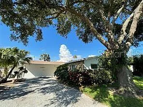 3 bed, 2.0 bath, 2125 sqft, $4,500 — Photo 2