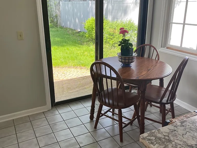 43 Buffard Dr — Photo 22