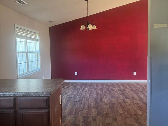 2nd image of 308 Big Tree Lane