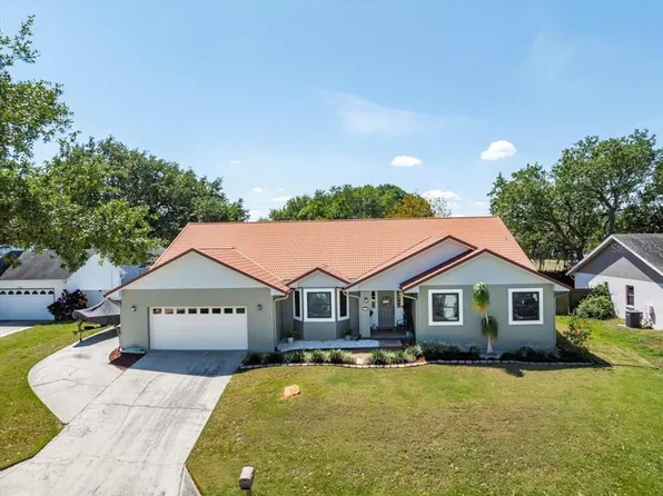 1931 Matthew Ct, Lakeland, FL 33813