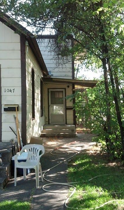1st image of 1045 N 24th St