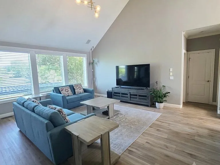 1815 Worthington Dr — Photo 3