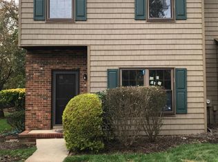 45 Pheasant Run, Edison, NJ 08820