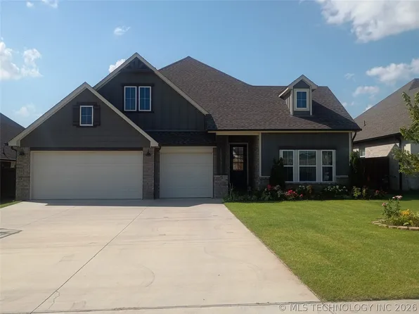 2057 E 130th St S, Jenks, OK 74037