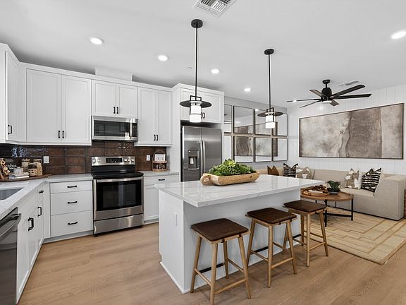 Row Townhomes Residence 5 Kitchen