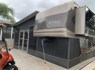 1630 Diamond Lake Cir, Naples, FL 34114