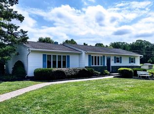 878 Lucon Rd, Schwenksville, PA 19473