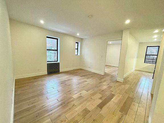 5th image of 361 E 50th St APT 3B