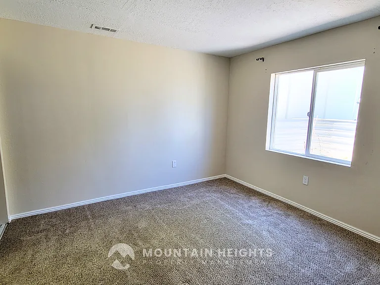 1953 W Black Angus Dr — Photo 24