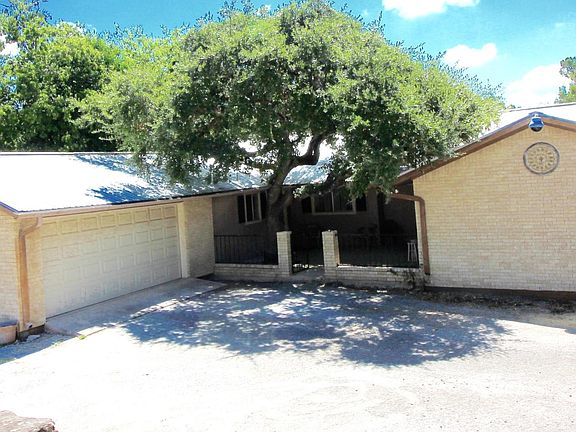 House built around 2 Hundred year old oak where Indians once found shade.
