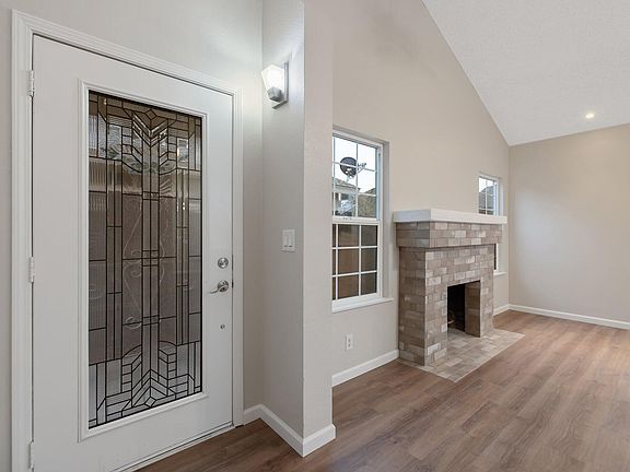 3rd image of 1137 E Ferguson Avenue