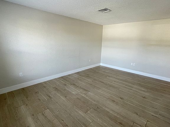 4th image of 3563 Montante Blvd