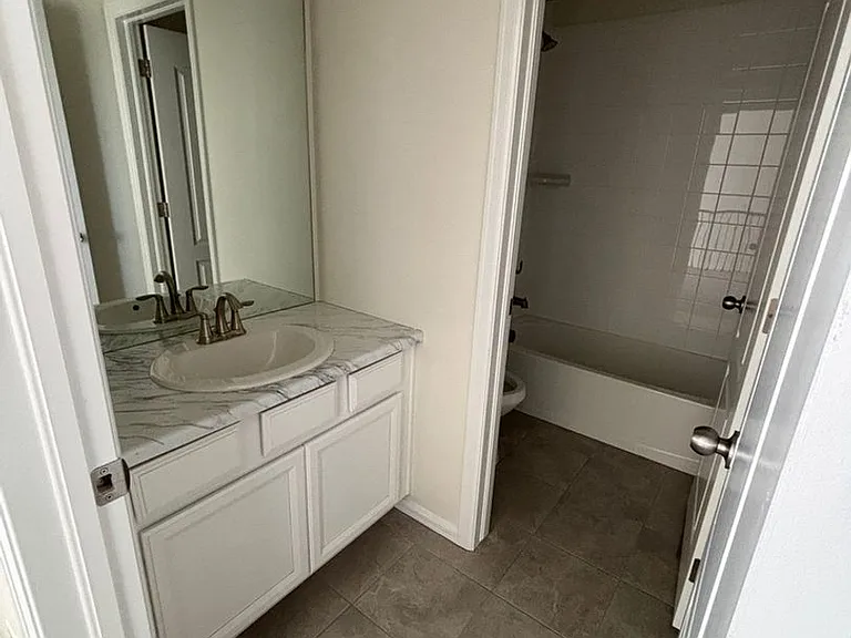 17612 Cherokee St — Photo 21