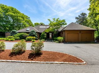 429 Elliott Rd, Barnstable, MA 02630