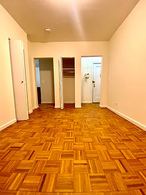 Rented by City & Suburban | media 4