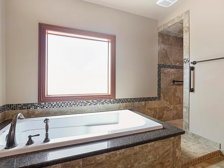 670 Sun Terrace Dr — Photo 34