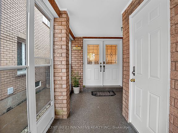 3rd image of 160 Sophia Rd