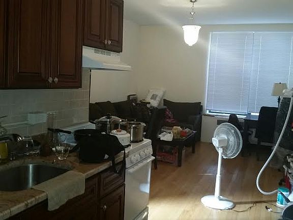 2nd image of 205 E 73rd St APT 14