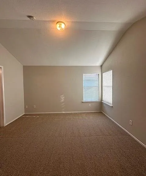 5157 Hartson — Photo 32