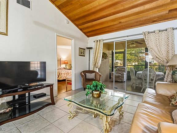 5th image of 9339 Lennex Ln