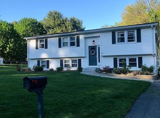 21 Susan Ln, Bellingham, MA 02019