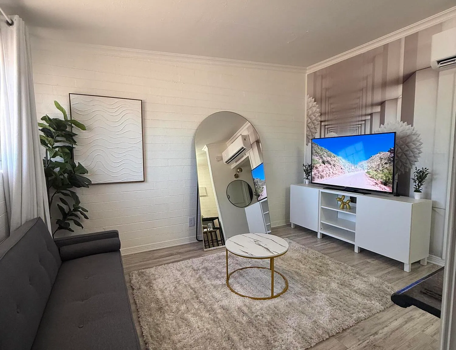 1 bed, 1.0 bath, 448 sqft, $1,450 — Photo 1