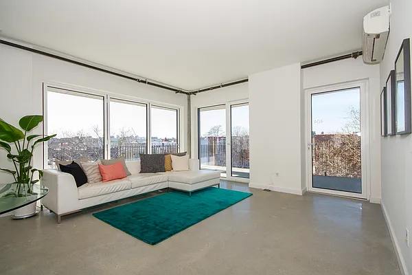 Rented by Hello Living LLC | media 17