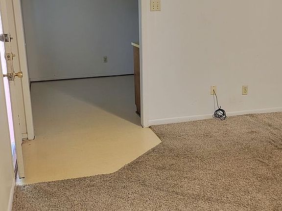 3rd image of 502 Mary St #106