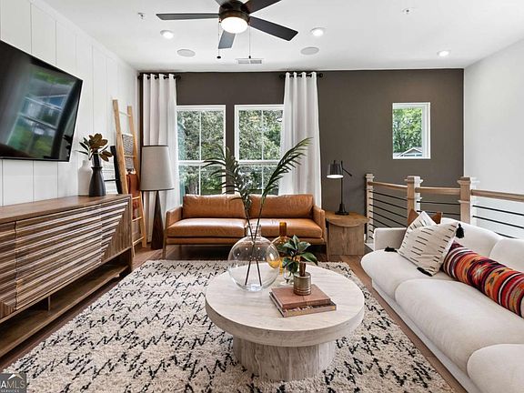 7th image of this home